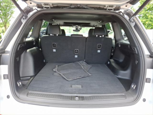 used 2023 Jeep Grand Cherokee car, priced at $39,098