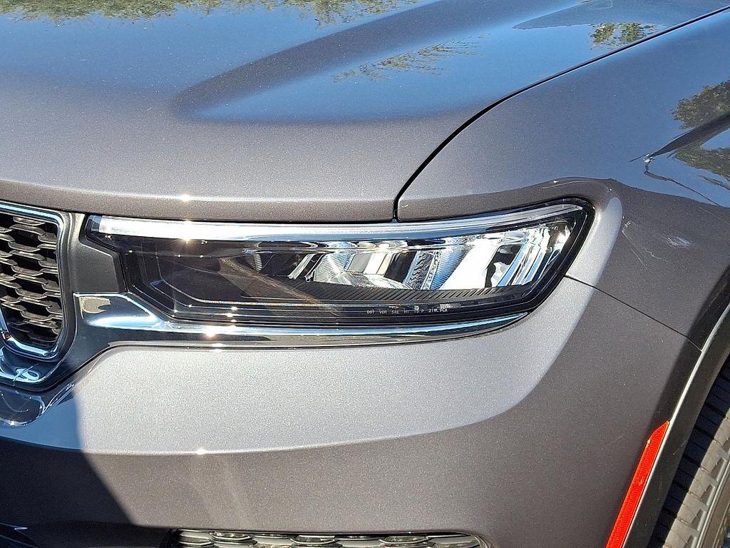 new 2025 Jeep Grand Cherokee car, priced at $41,519