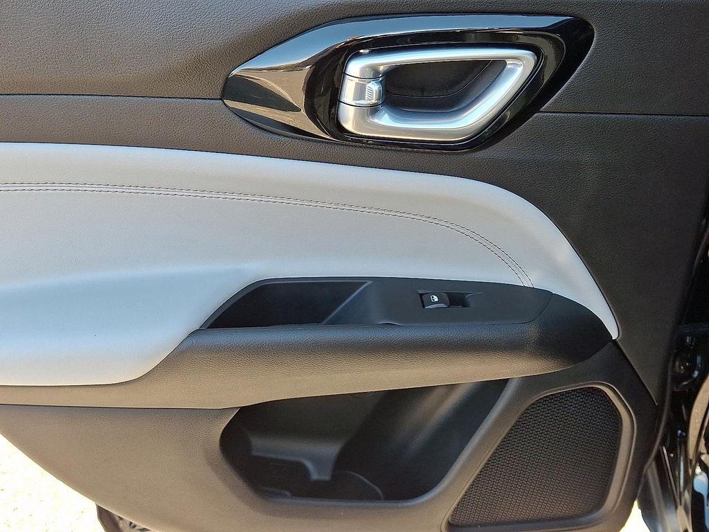 used 2025 Jeep Compass car, priced at $25,598