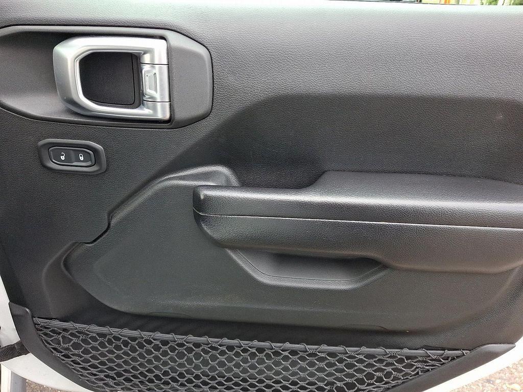 used 2020 Jeep Wrangler Unlimited car, priced at $26,598