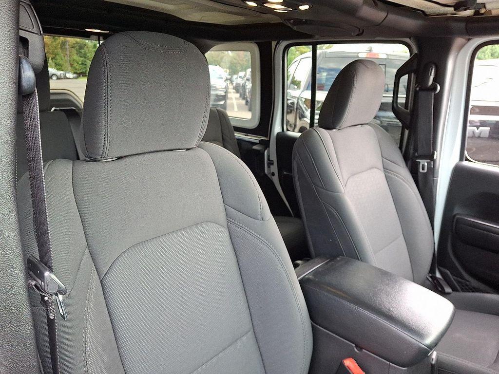 used 2020 Jeep Wrangler Unlimited car, priced at $26,598