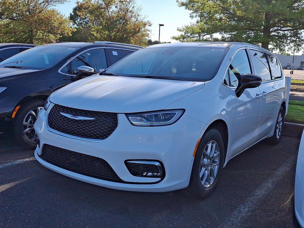 new 2026 Chrysler Pacifica car, priced at $47,764