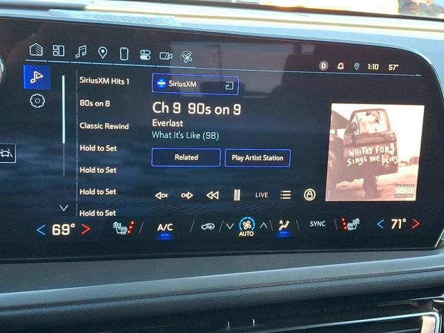 used 2024 Chevrolet Traverse car, priced at $37,299