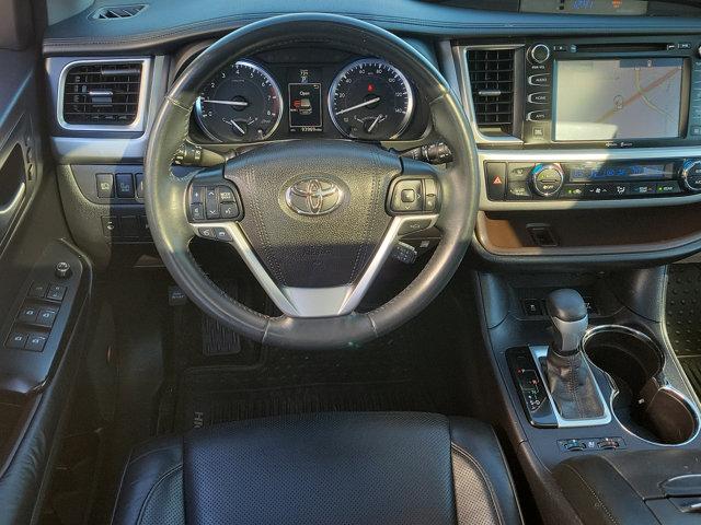 used 2015 Toyota Highlander car, priced at $20,186