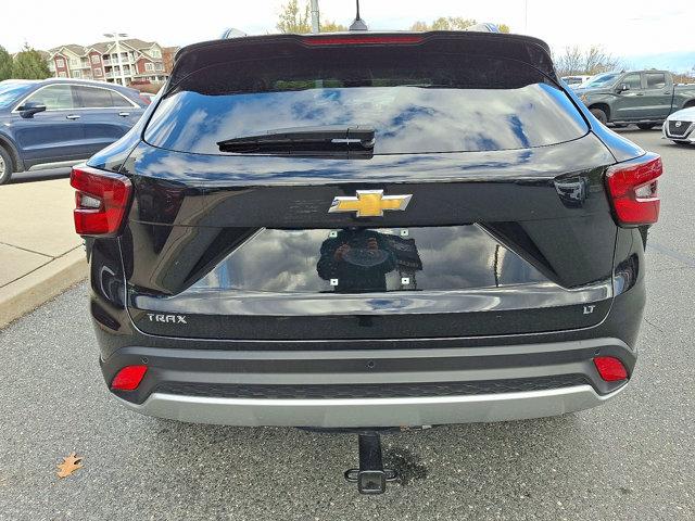 used 2024 Chevrolet Trax car, priced at $20,648