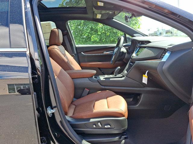 new 2025 Cadillac XT5 car, priced at $62,260