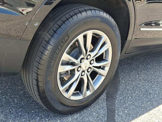 used 2021 Cadillac XT5 car, priced at $34,138