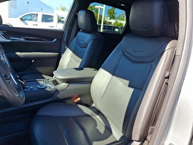used 2024 Cadillac XT5 car, priced at $35,273