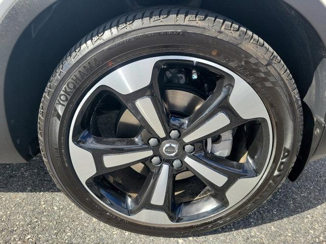 used 2019 Volvo XC40 car, priced at $24,006