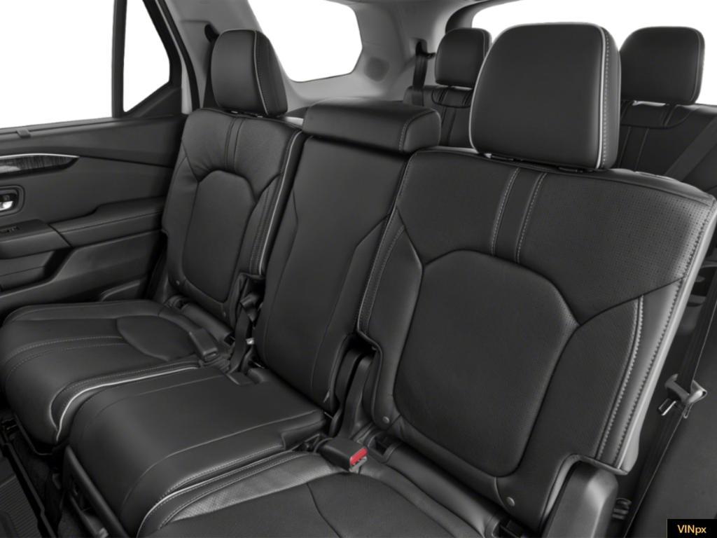 new 2025 Honda Pilot car, priced at $55,305