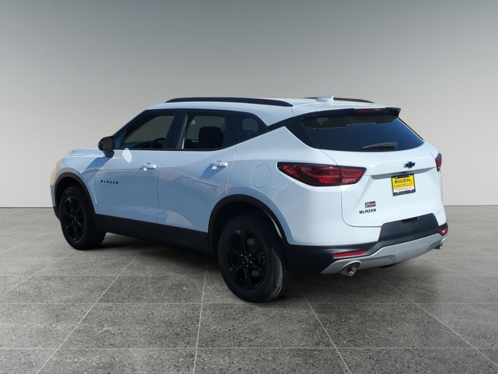 used 2025 Chevrolet Blazer car