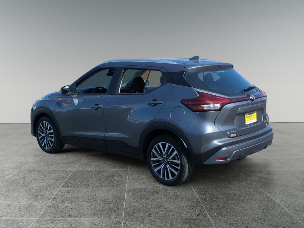 used 2024 Nissan Kicks car