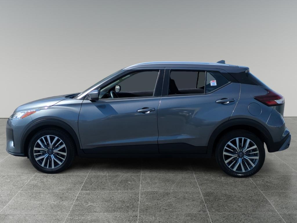 used 2024 Nissan Kicks car