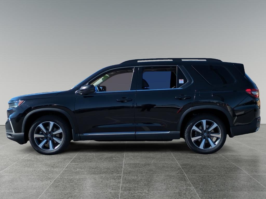 used 2023 Honda Pilot car, priced at $39,050