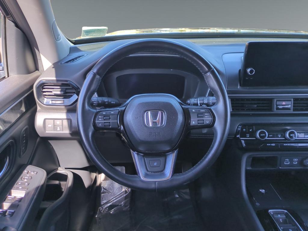 used 2023 Honda Pilot car, priced at $39,050