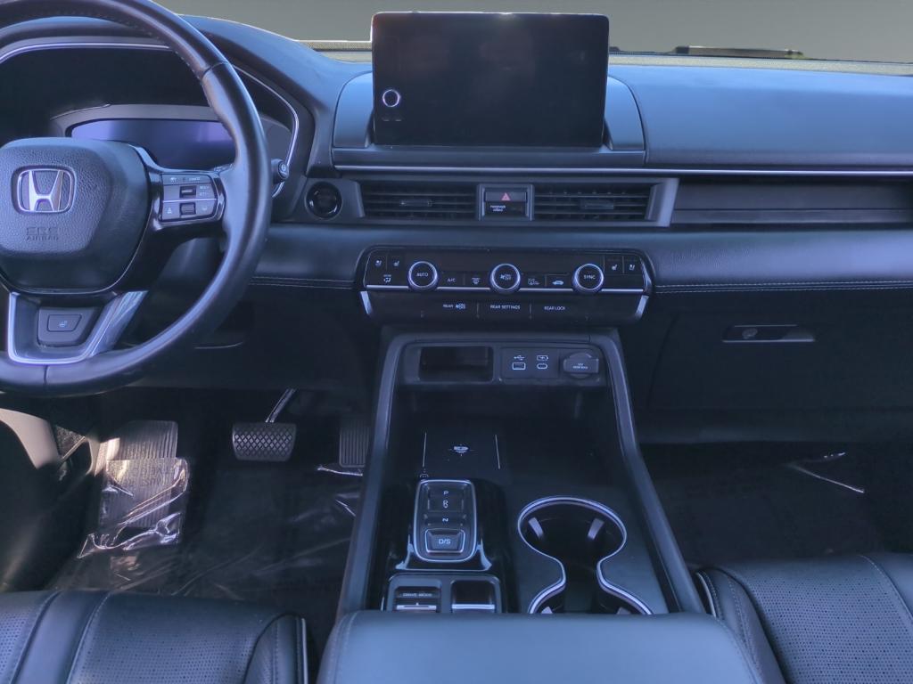 used 2023 Honda Pilot car, priced at $39,050
