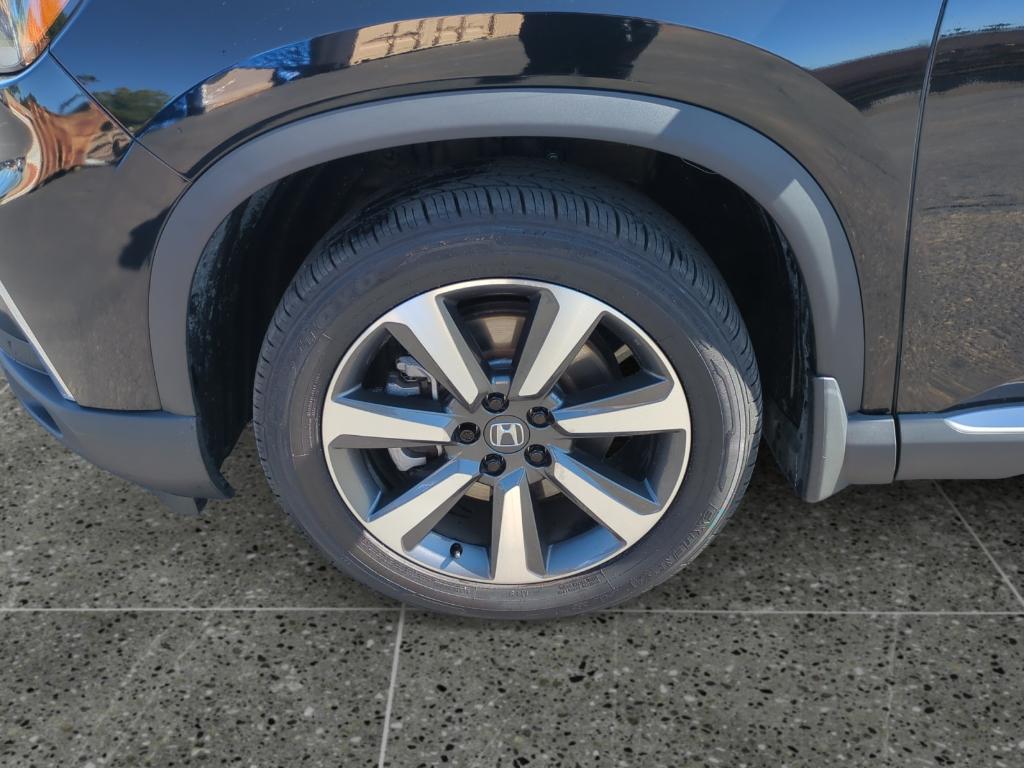 used 2023 Honda Pilot car, priced at $39,050