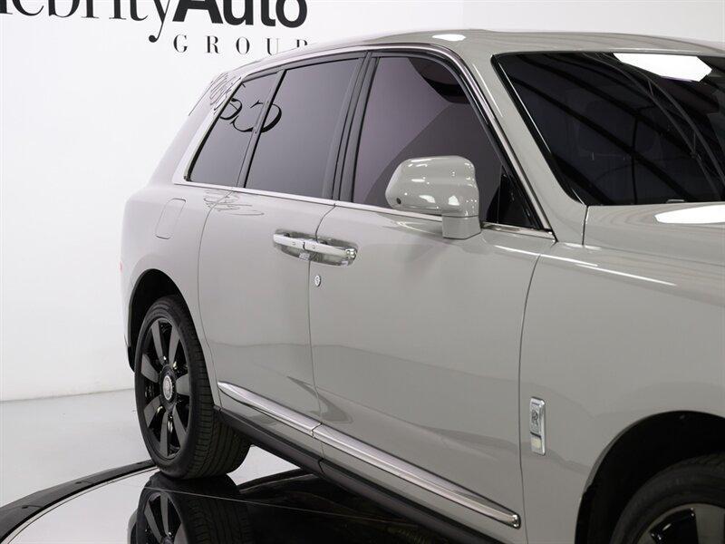 used 2021 Rolls-Royce Cullinan car, priced at $257,500