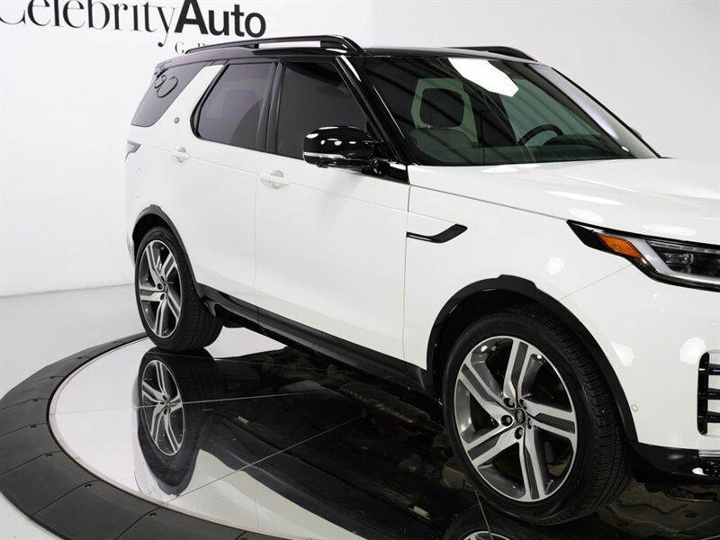 used 2024 Land Rover Discovery car, priced at $61,900