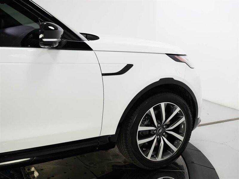 used 2024 Land Rover Discovery car, priced at $61,900