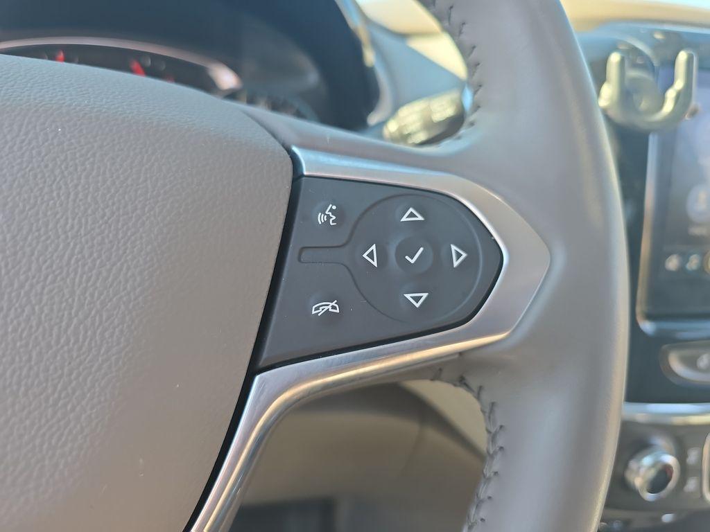 used 2021 Chevrolet Traverse car, priced at $24,466