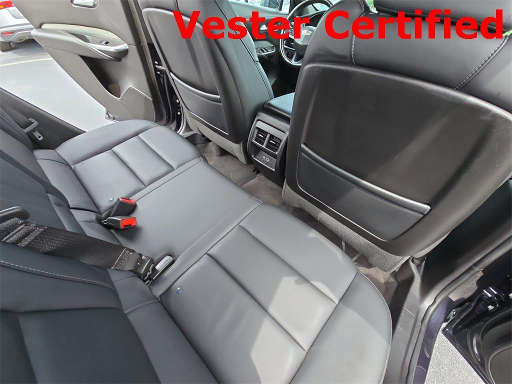 used 2023 Cadillac XT4 car, priced at $24,380