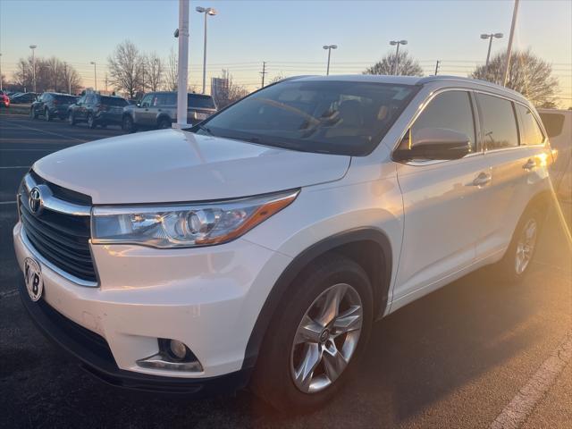 used 2016 Toyota Highlander car, priced at $14,810