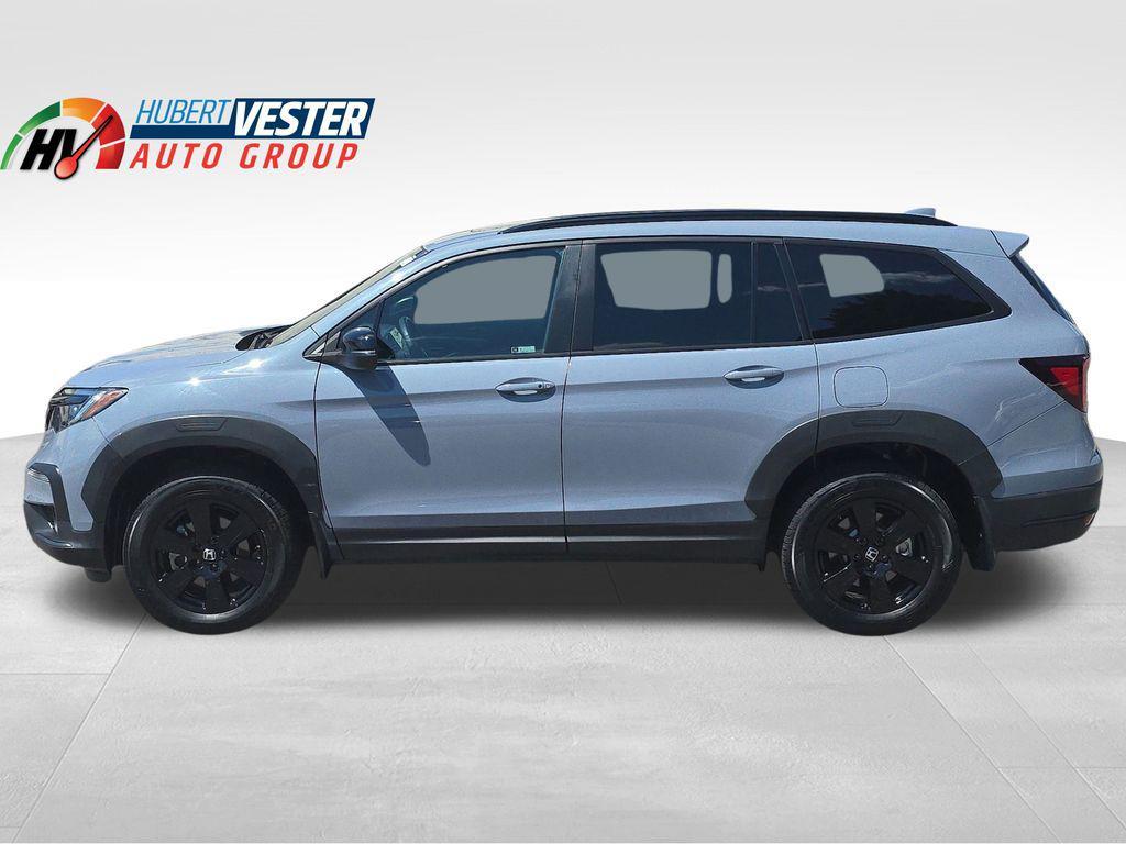 used 2022 Honda Pilot car, priced at $29,100