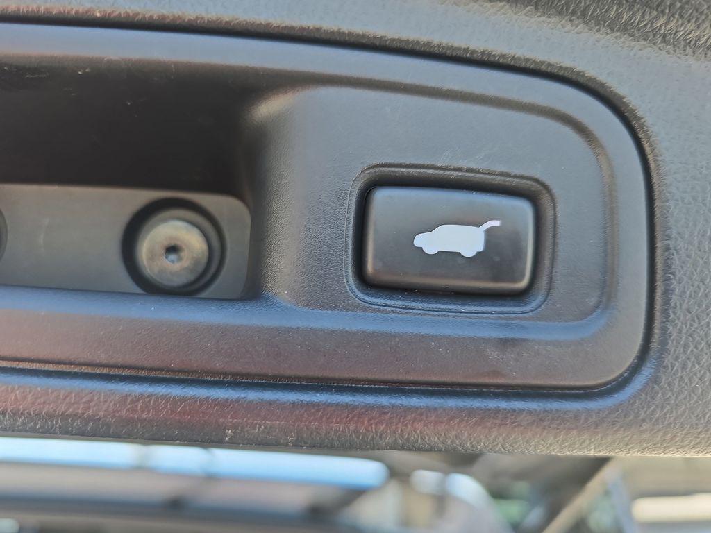 used 2022 Honda Pilot car, priced at $29,100