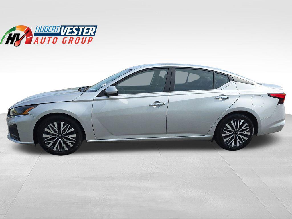 used 2023 Nissan Altima car, priced at $20,334