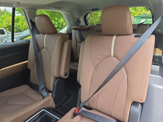 new 2025 Toyota Grand Highlander car