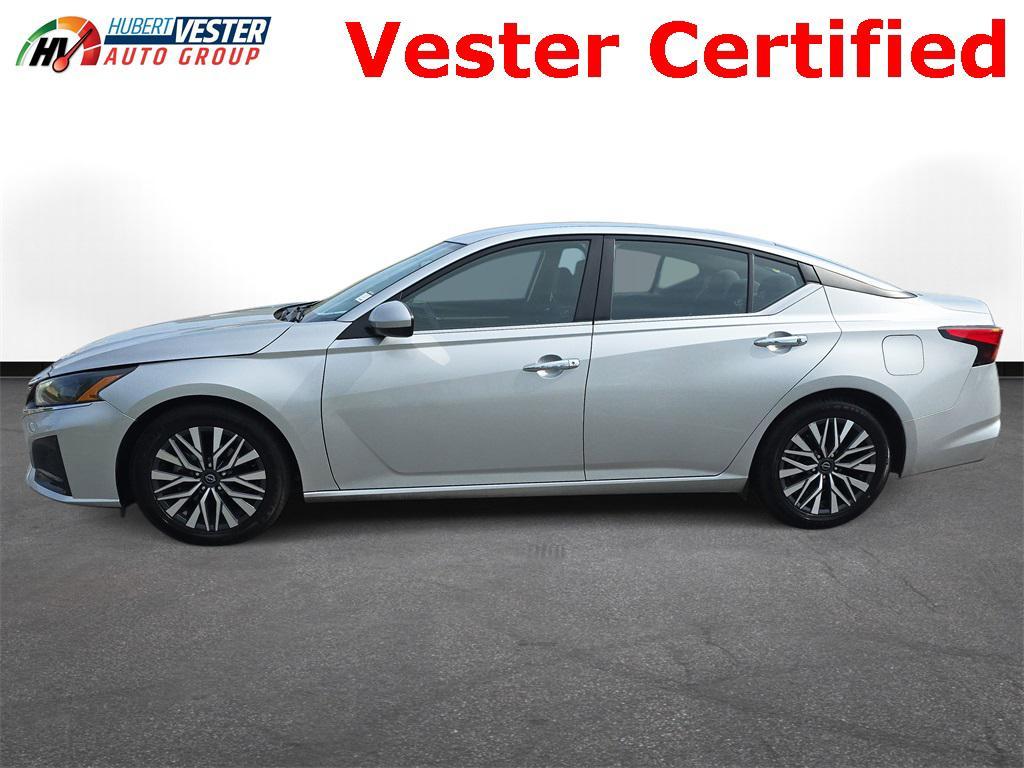 used 2023 Nissan Altima car, priced at $19,499
