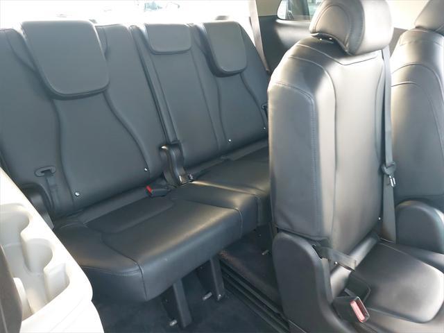 used 2024 Kia Carnival car, priced at $32,779