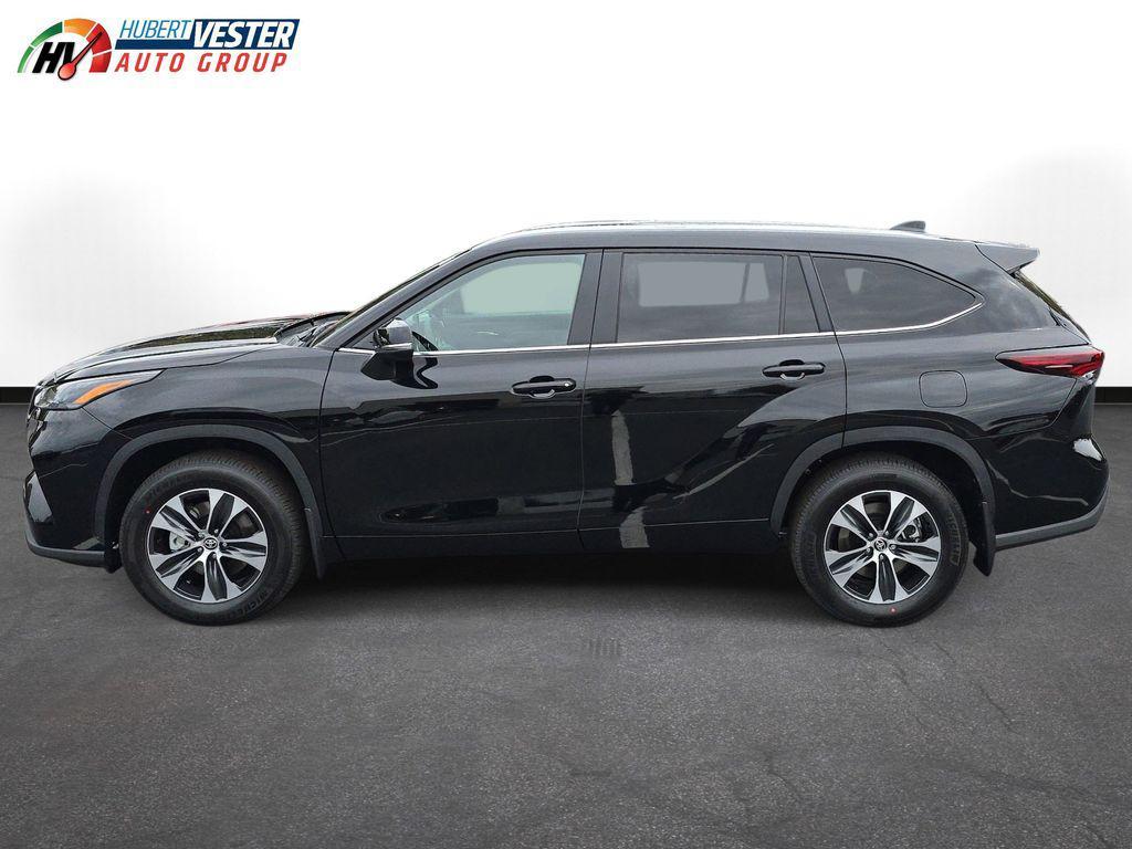 new 2026 Toyota Highlander car, priced at $49,316