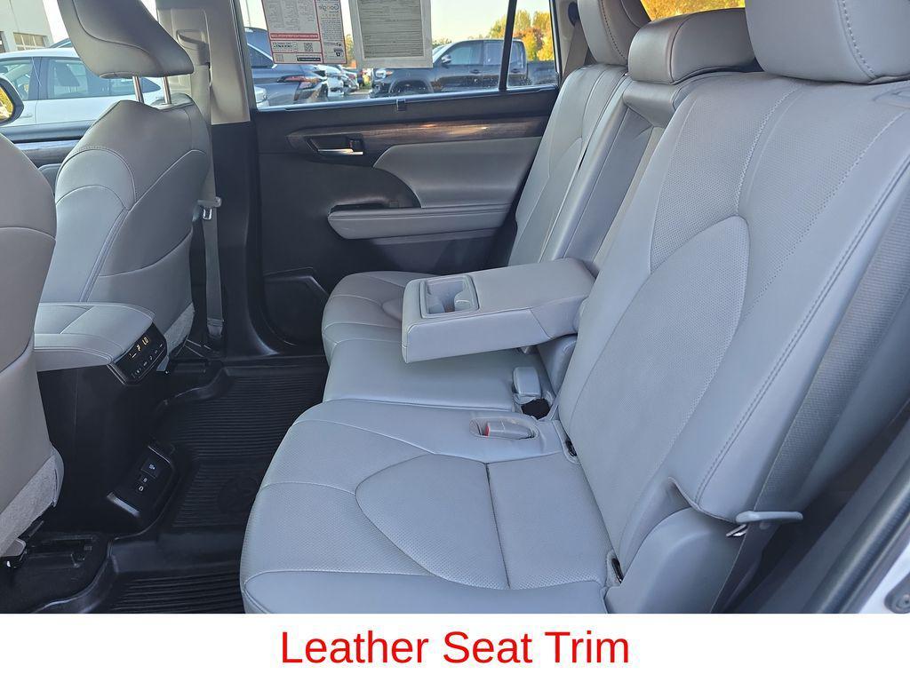 used 2023 Toyota Highlander car, priced at $36,315
