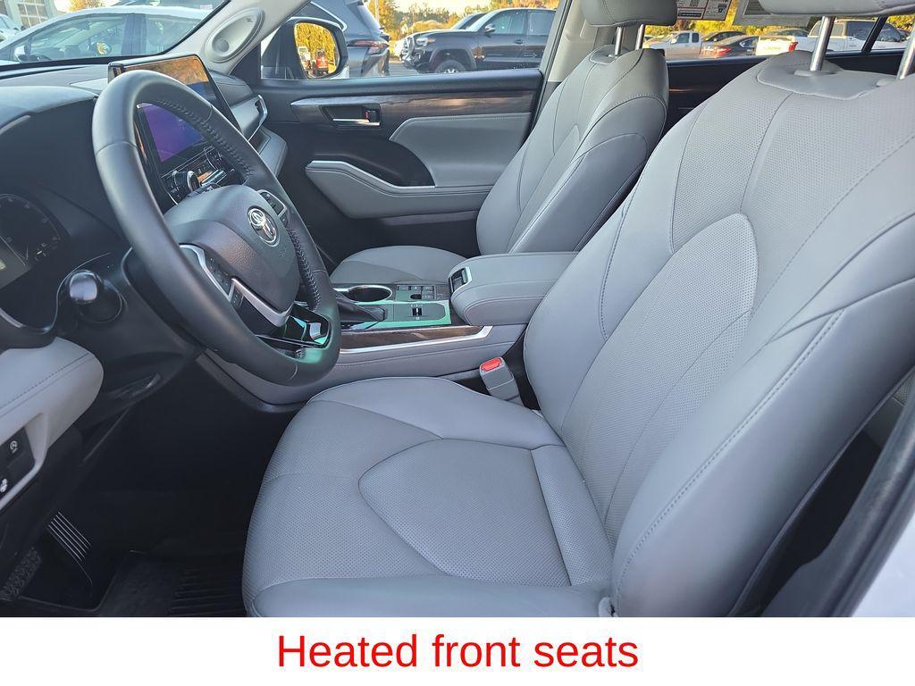 used 2023 Toyota Highlander car, priced at $36,315