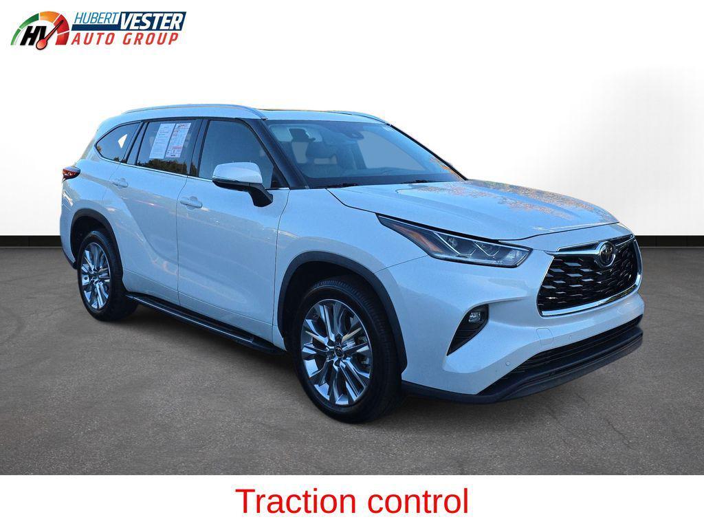 used 2023 Toyota Highlander car, priced at $36,315