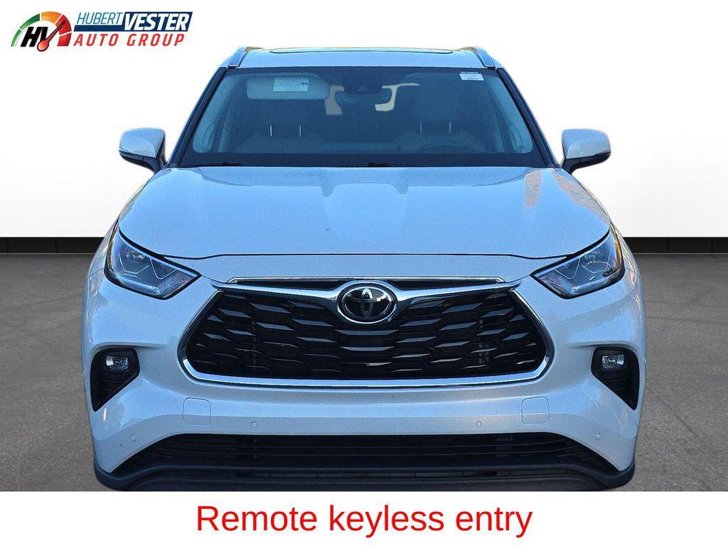 used 2023 Toyota Highlander car, priced at $36,315