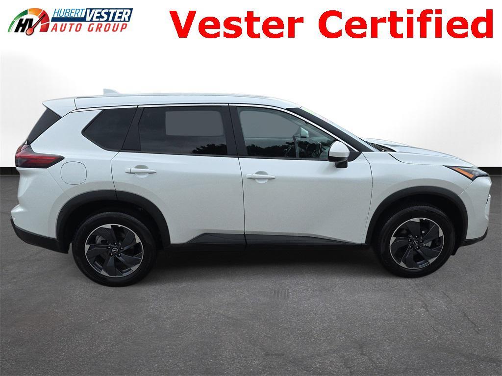 used 2024 Nissan Rogue car, priced at $24,231