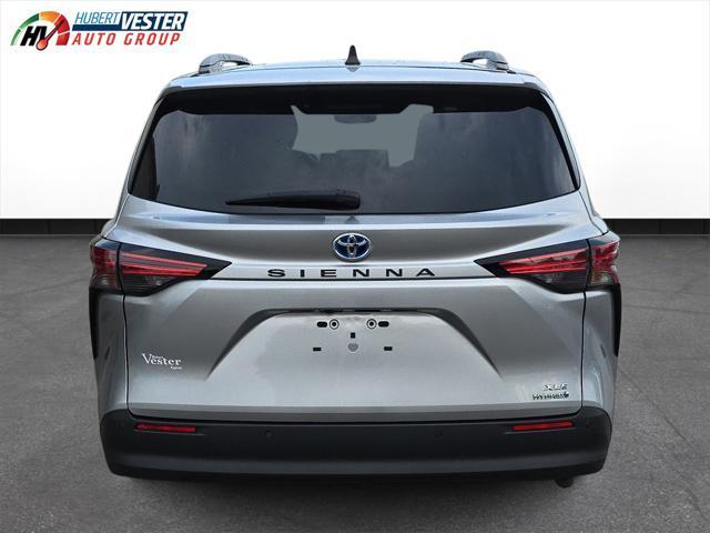 used 2022 Toyota Sienna car, priced at $34,788
