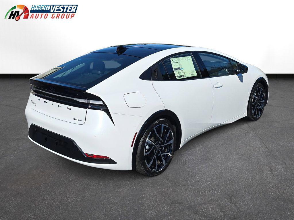 new 2026 Toyota Prius Plug-In Hybrid car, priced at $45,276