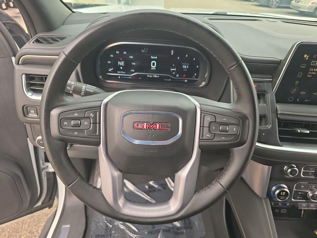 used 2024 GMC Yukon car, priced at $51,455