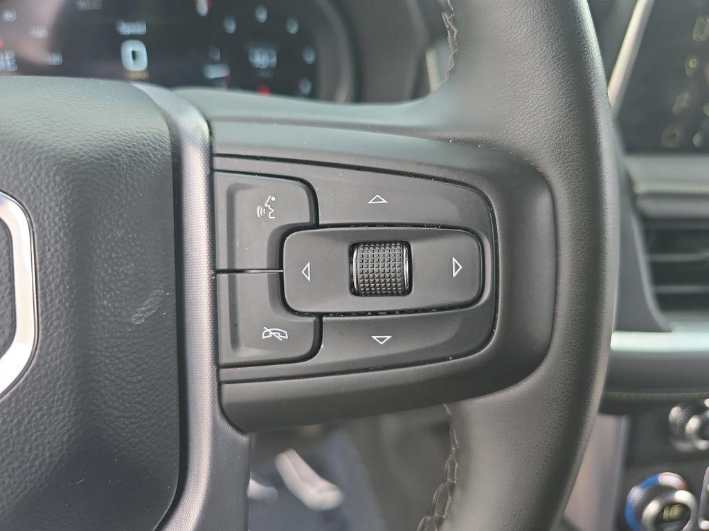 used 2024 GMC Yukon car, priced at $51,455