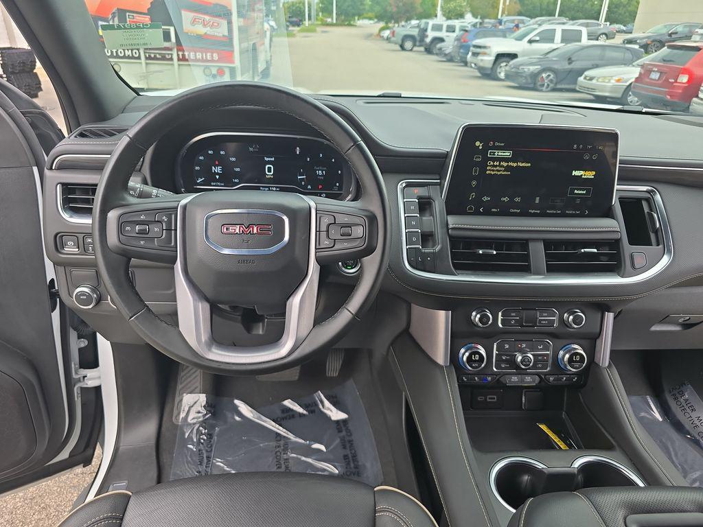 used 2024 GMC Yukon car, priced at $51,455