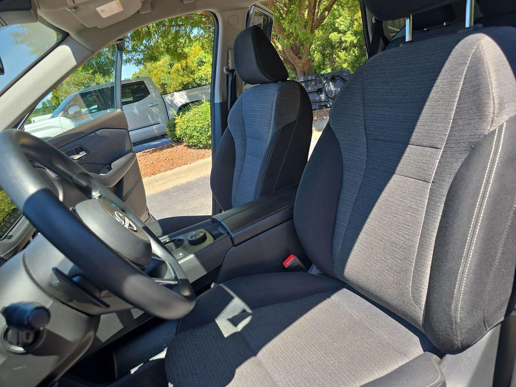used 2023 Nissan Rogue car, priced at $21,316