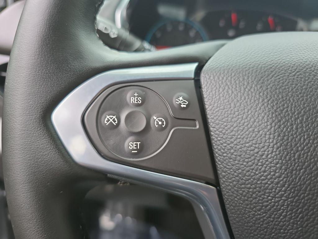 used 2024 Chevrolet Traverse car, priced at $31,477