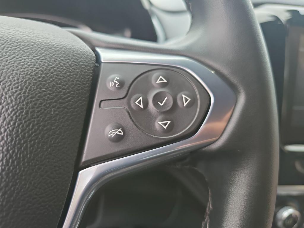 used 2024 Chevrolet Traverse car, priced at $31,477