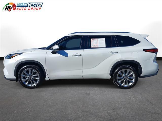 used 2022 Toyota Highlander car, priced at $36,700