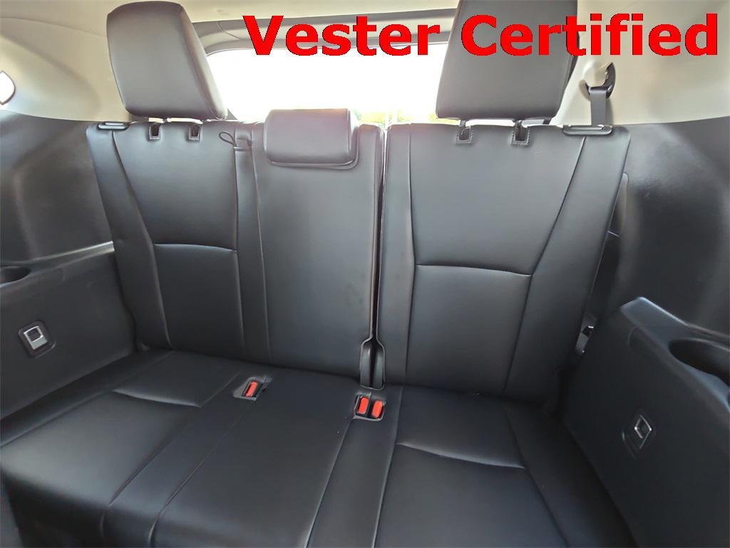 used 2023 Toyota Highlander car, priced at $36,338
