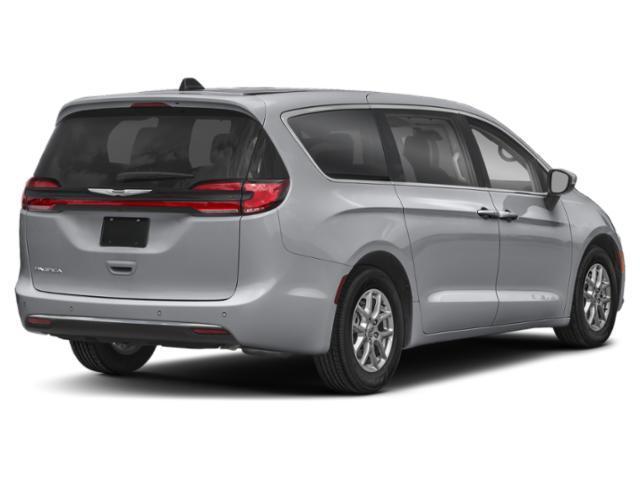 used 2023 Chrysler Pacifica car, priced at $25,074